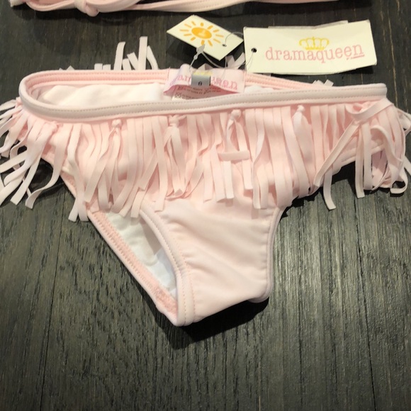 Girls size 8 submarine swimsuit. NWT. - Picture 3 of 4